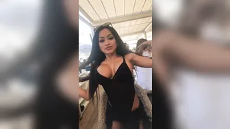 cjmiles onlyfans breathtaking babe planting in a dildo