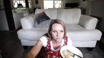 kaileeshy hot babe fucks herself with glass dildo