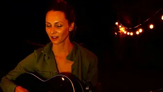 kaileeshy alluring woman shows vulgar essence