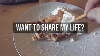 claire_moulin mature bbw fucks both holes