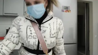 candymini significant slut caresses sex lips