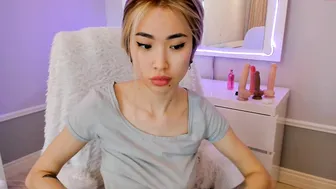 assuri_yu cute chick work with  anus