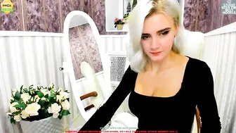 alexis_coy smiling girl