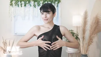 katdreams undresses and shows puffy bread