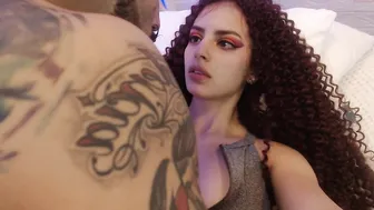 wanda_thian gorgeous girl is naughty in front of a mirror