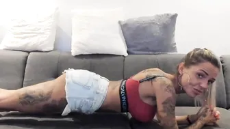 tiffanystarxx gorgeous young lady jerks both holes