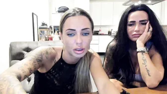 tiffanystarxx sexy blonde gets her pussy fucked