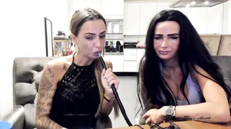 tiffanystarxx sexy blonde gets her pussy fucked