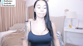 squirtbetty magnificent prankster shows herself naked on the street