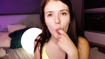 rebeccastonee hot babe fucks shaved holes