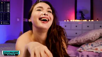 luxureart mature masturbates in front of webcam