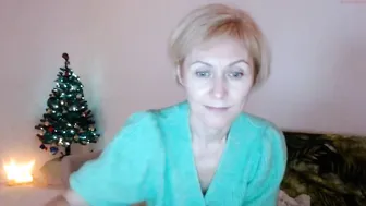 jasmin18v luxurious female massaging nipples