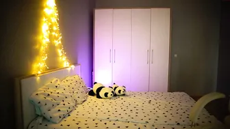 eliayun_ big breasted female - pussy fingers