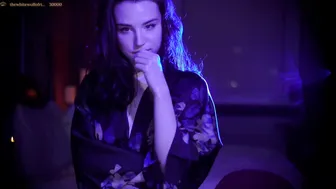 cinnabelle sexy lady fucks both holes