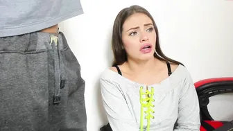 super_paulina94 gorgeous model strips and pulls pussy