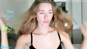 oksanafedorova busty latina massages nipples