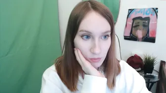 marshmallow_sage cute blonde in free chat