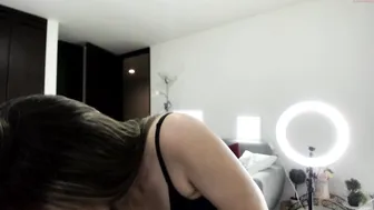 xhxoxtxsxex luxurious mare caresses hairy cunt