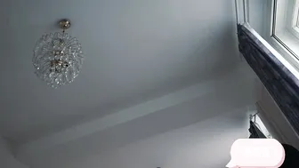 tamagochi_gf mature slut pulls pussy while lying in a chair