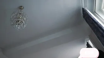 tamagochi_gf mature slut pulls pussy while lying in a chair