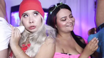 students_porn gorgeous confused handjob pussy