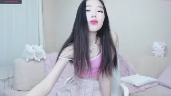 misa_nyo fat chick fucks cunt with phallus