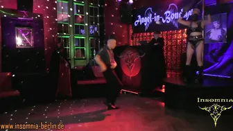 insomnia_kinky_nightclub_tv2 posing