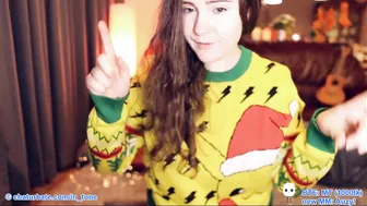 in_tune Appetizing brunette