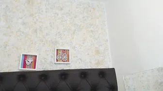 sofi_vegas Sultry blonde masturbating shaved pussy