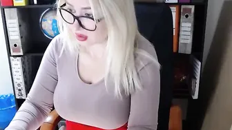 hiddencam Cute Shmarina saturated handjob mokroscherelochku