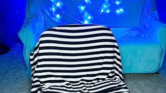 little_princess Delicious slut seduces with elastic ass