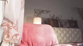 ladadance Lesbian couple naughty in pose