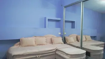 melissaevanse Busty lady masturbates shaved pussy