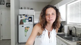 nellebeachgirl Exquisite bitch jerking off her cunt