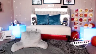 aubrilee Curly chick