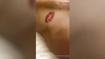 whitechinnaak Peerless chicks