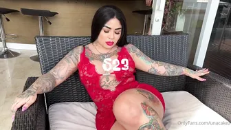 unacakez flawless babe happily kneads huge tits