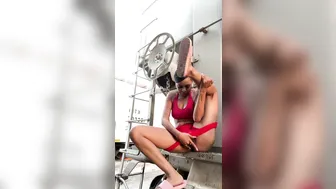 toriann sexy chick caresses pussy and nipples