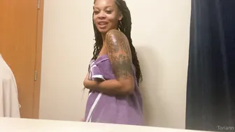 toriann naughty trash screeches like a bitch on a mate during vaginal masturbation