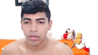 lia_tony_athletic dildo fucks herself and teases the clit with a vibrator