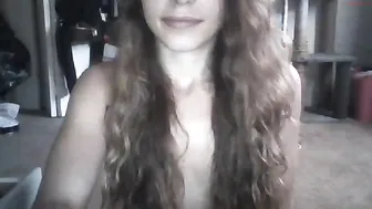 goforgreen87 obstinate queen jerking off her cunt