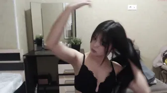 fronsa wet hairy pussy