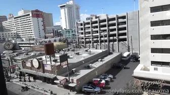 deauxma Charming ladies