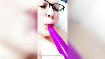 bunnydelacruz69 cute girl shows sexy body