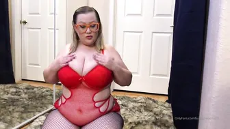 bunnydelacruz69 crazy beauty takes off her red dress