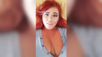 annabellerogers beautiful woman jerks off pussy