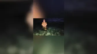 annabellerogers gorgeous prostitute caresses shaved cunt