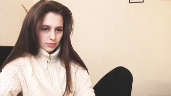 _ariana_grande__ chaturbate  busty bitch exposes her charms