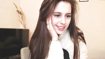 _ariana_grande__ chaturbate  busty bitch exposes her charms