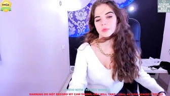 veronika_coy chaturbate sexy mare caresses her nipples